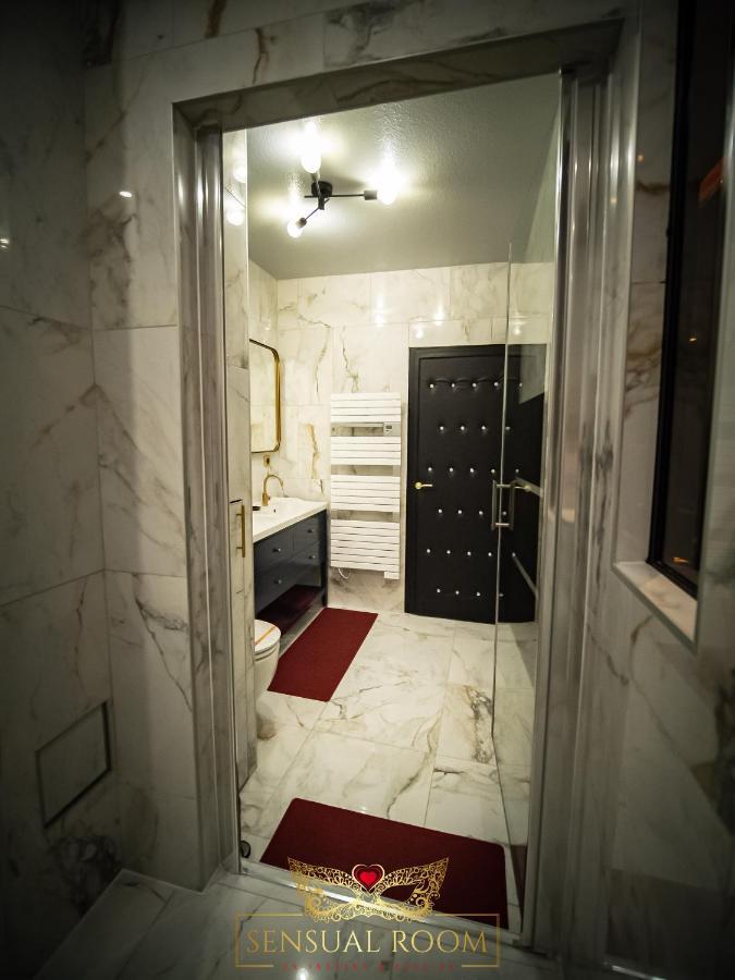 Sensual Room Love Room Nancy Sauna Double Douche מראה חיצוני תמונה